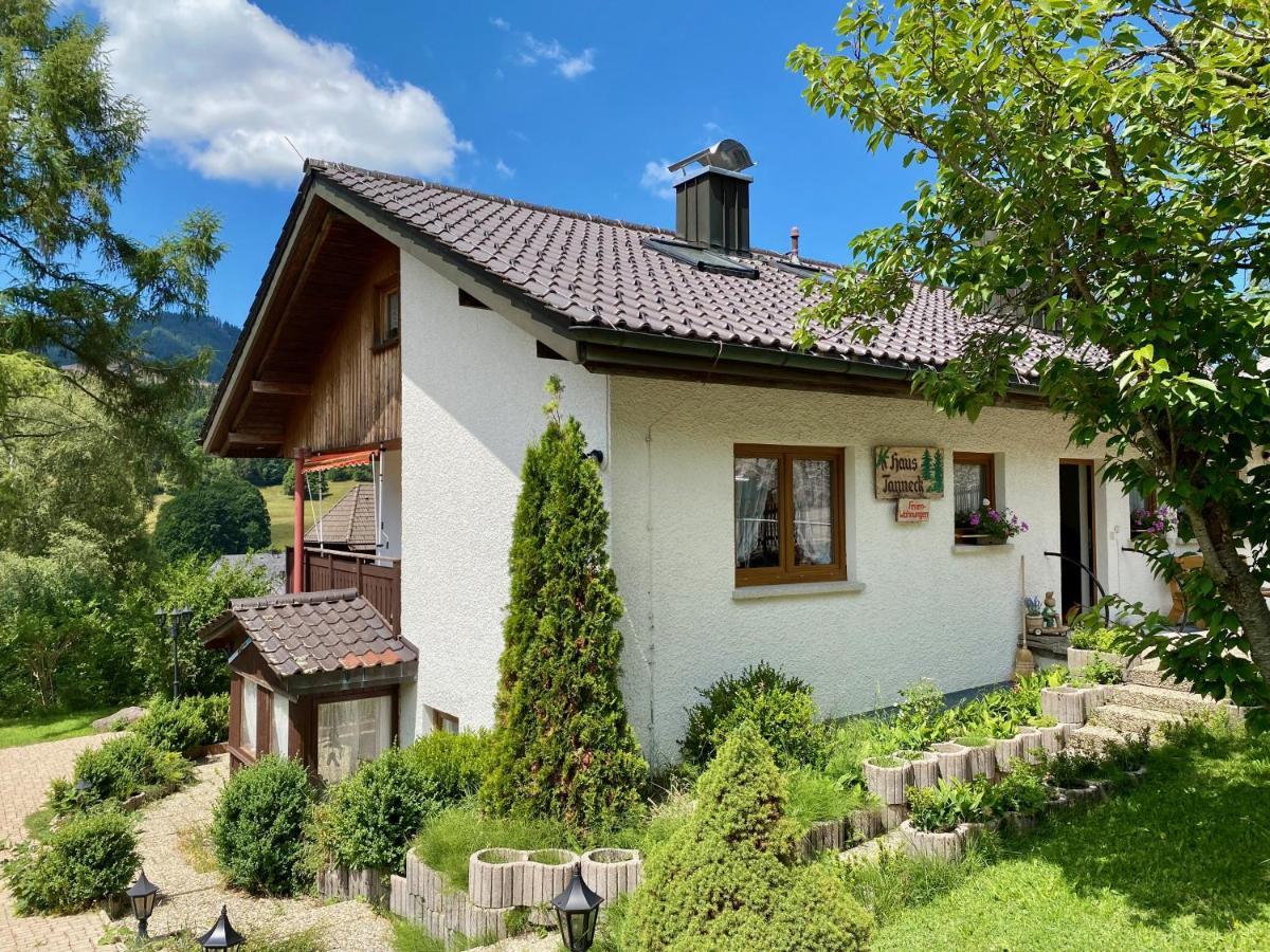 Haus Tanneck Apartamento St. Blasien Exterior foto